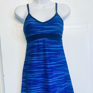 Athleta 984279 Printed Shorebreak‎ Swim Dress Blue UPF 50+ Petite Size XXSP